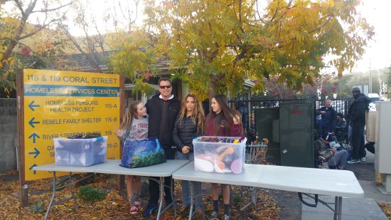 american-hat-makers-giving-away-hats-to-the-homeless2015-leilani-alvarez-bertollini-garth-and-hannah-watrous-2
